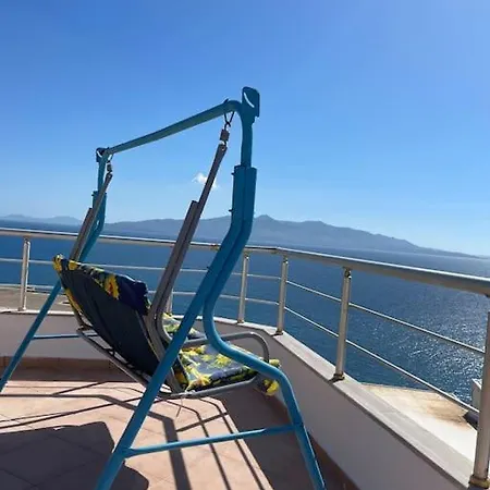 Appartamento Spacious With Large Rooftop Terrace Sarandë
